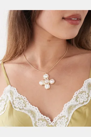 Reclaimed Collar con colgante de cruz con perlas de