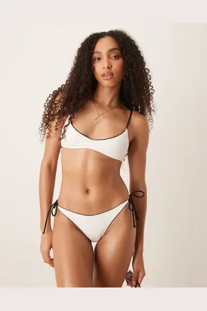 MANGO Top de bikini de cuello halter con detalle de hebilla de