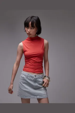 Topshop Top sin mangas con cuello alzado de punto liso de