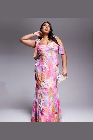 ASOS Vestido largo con estampado floral y abalorios de Curve