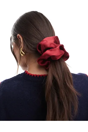 Accessorize Coletero abullonado extragrande con lazo de