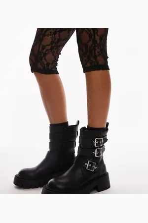 Topshop Botas biker negras con suela gruesa y detalle de hebilla Luke de Wide Fit
