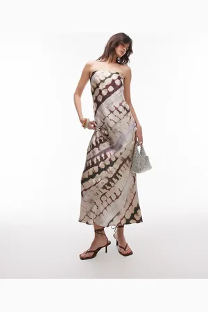 Topshop Vestido lencero largo con estampado animal abstracto y escote palabra de honor de satén de