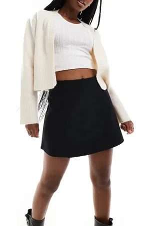 ASOS Minifalda negra con vuelo de tejido muy suave de