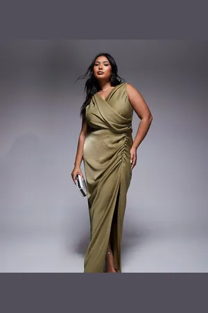 ASOS Vestido largo con diseño drapeado en la parte delantera y detalle de abertura de ASOS DESIGN Curve