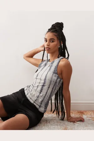 Weekday Top negro de tirantes con efecto tie dye de