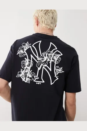 New Era Camiseta holgada con detalle gráfico de los NY Yankees en la espalda de