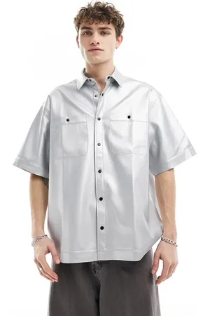 ASOS Camisa plateada de corte cuadrado y manga corta de cuero sintético de