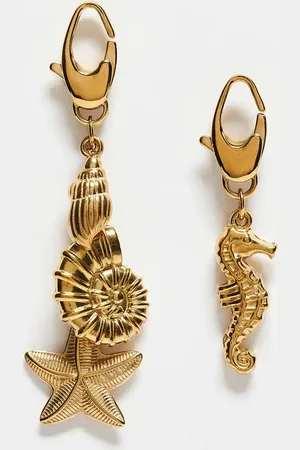 ASOS Pack de 2 charms dorados para bikinis y accesorios con diseño de animales marinos de acero inoxidable de