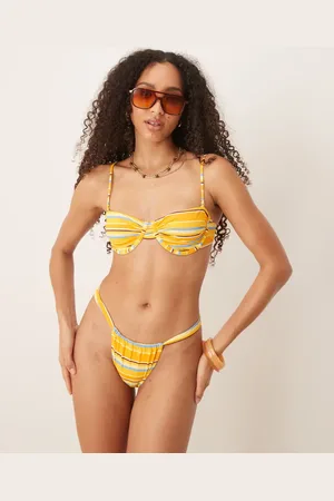 MANGO Top de bikini a rayas con diseño estructurado de