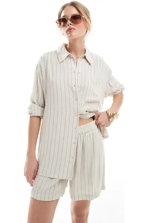 Pieces® Camisa color crema abedul a rayas negras de tejido efecto lino de (parte de un conjunto)-Blanco