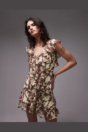 Topshop Vestido corto amarillo pastel con estampado floral, pliegues y volantes de