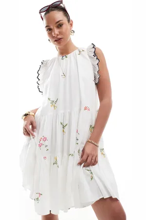 French Connection Vestido corto escalonado con detalles bordados de