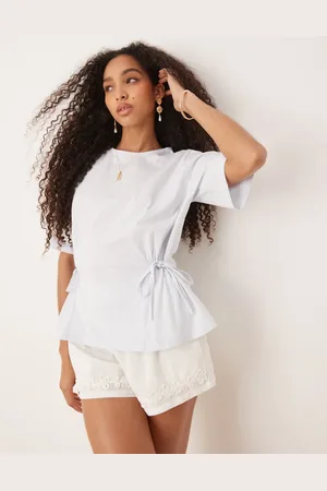 ASOS Camiseta extragrande con detalle de lazada de