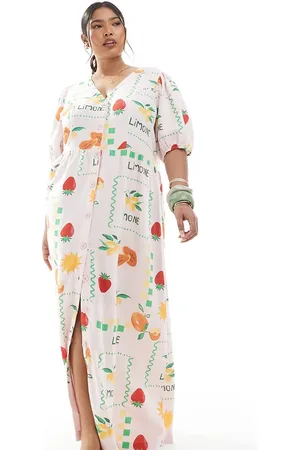 Pieces® Vestido largo pálido con mangas abullonadas, botones en la parte delantera y estampado de frutas de Pieces Curve