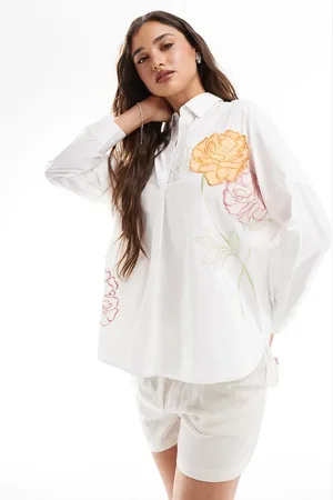 French Connection Camisa blanca sin aberturas con bordado floral de algodón de