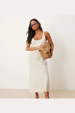 ASOS Vestido largo color de corte al bies con tirantes retorcidos de tejido efecto lino de ASOS DESIGN Petite-Neutro