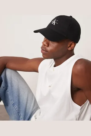Calvin Klein Gorra negra con logo grande de