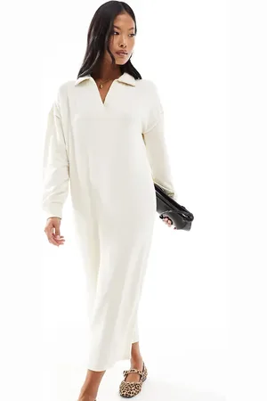 VERO MODA Vestido semilargo color crema melange con cuello tipo polo de tejido muy suave de -Gris