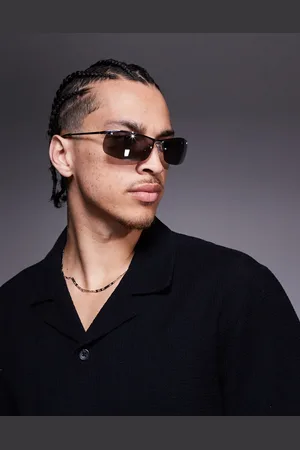 ASOS Gafas de sol gris plomo de estilo deportivo con lentes efecto espejo para festivales de