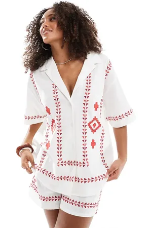 ASOS Camisa blanca y roja con bordados de (parte de un conjunto)-Multicolor