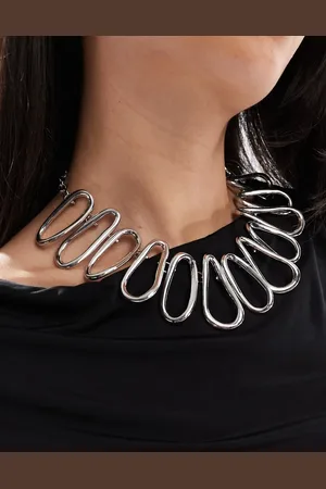 ASOS Collar llamativo con eslabones circulares de edición limitada de