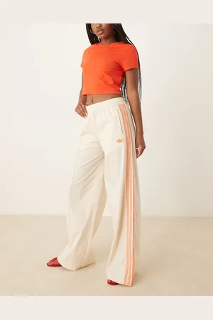 adidas Pantalones de chándal blanco hueso con 3 rayas de croché de