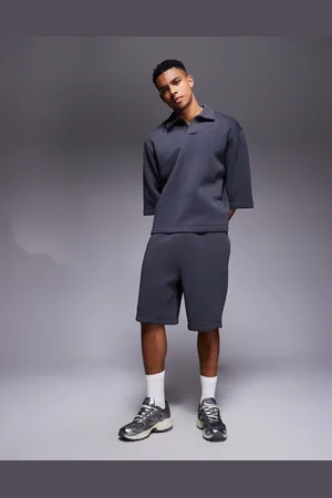 ASOS Pantalones cortos de corte alargado extragrande de