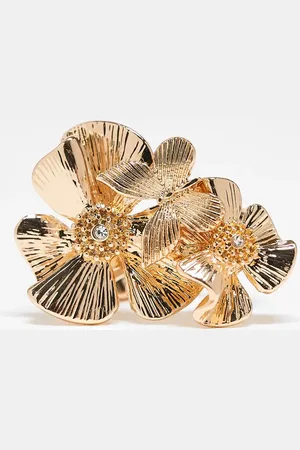 ASOS Anillo con diseño de flores superpuestas de