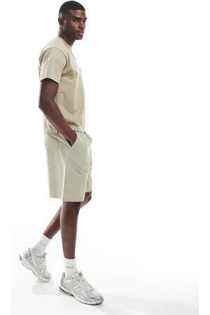 ASOS Pantalones cortos de corte alargado de tejido antidesgarros de -Neutro