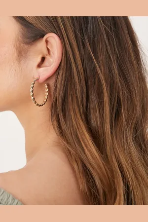 ASOS Pendientes de aro dorados con detalle de conchas pequeñas de