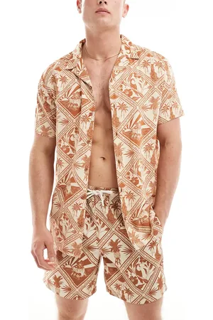 Chelsea Peers Camisa platera con estampado de mosaico tropical de viscosa de (parte de un conjunto)-Marrón