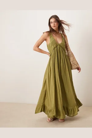 ASOS Vestido largo verde con bajo asimétrico y cuello ancho de