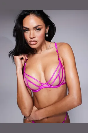 Ann Summers Sujetador escotado sin relleno Sheer Desire de -Morado