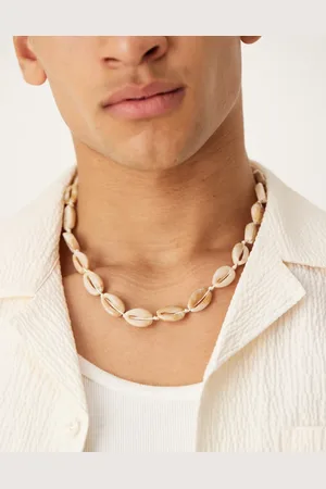 ASOS Collar color de cordón con conchas de imitación de -Blanco