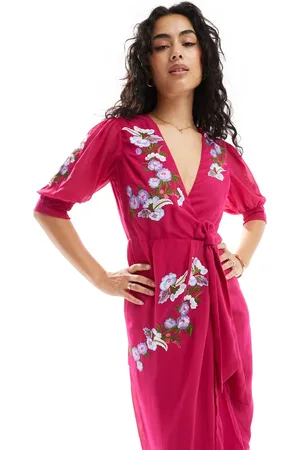 HOPE & IVY Vestido largo rojo con bordado multicolor y diseño cruzado de