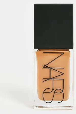NARS Base de maquillaje Light Reflecting de -Multicolor
