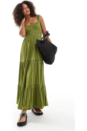 ASOS Vestido midi verde escalonado y fruncido con escote cuadrado e insertos de encaje de