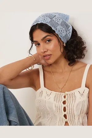 ASOS Pañuelo para la cabeza azul multiposición de croché calado de