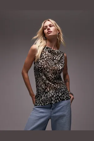 Topshop Top sin mangas con estampado animal monocromático de tejido transparente de