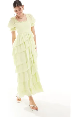 Miss Selfridge Vestido largo escalonado con bajo asimétrico de tejido texturizado de