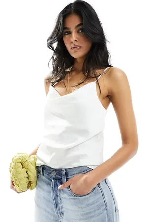 VERO MODA Top de tirantes con cuello desbocado de satén texturizado de