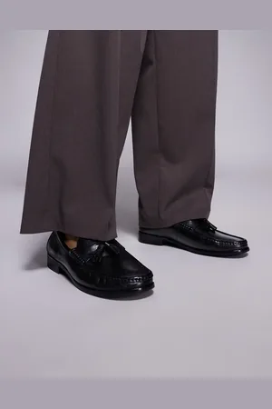 WALK LONDON Mocasines negros de cuero con borlas Tino de