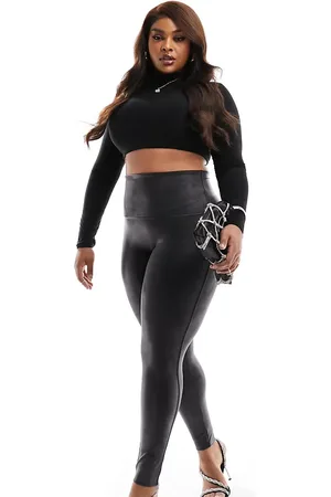 Spanx Leggings de talla grande negros moldeadores de talle alto de cuero sintético de