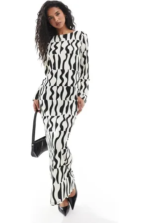 Y.A.S Vestido largo monocromático con diseño estampado y mangas acampanadas de punto texturizado de -Negro