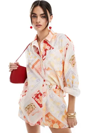 Miss Selfridge Camisa extragrande con estampado de postales de mezcla de lino de (parte de un conjunto)