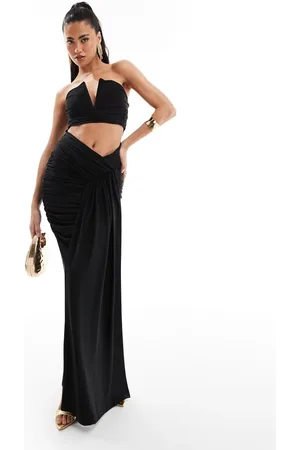 ASOS Vestido midi fruncido con escote palabra de honor con detalle rígido de pico de