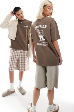 Dickies Camiseta con estampado gráfico de trabajador en la espalda de