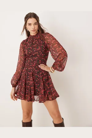 Miss Selfridge Vestido corto con cuello fruncido, y detalle de godets de chifón de -Multicolor