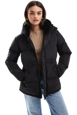 Threadbare Chaqueta acolchada negra con detalle en la cintura y solapas de piel sintética de